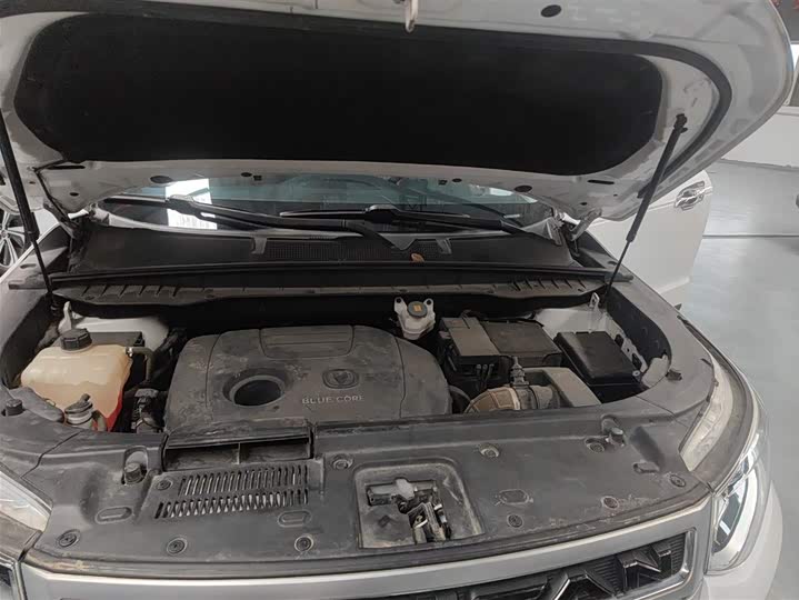 Changan CS95 2017 2.0 T 2 WD — фото 20