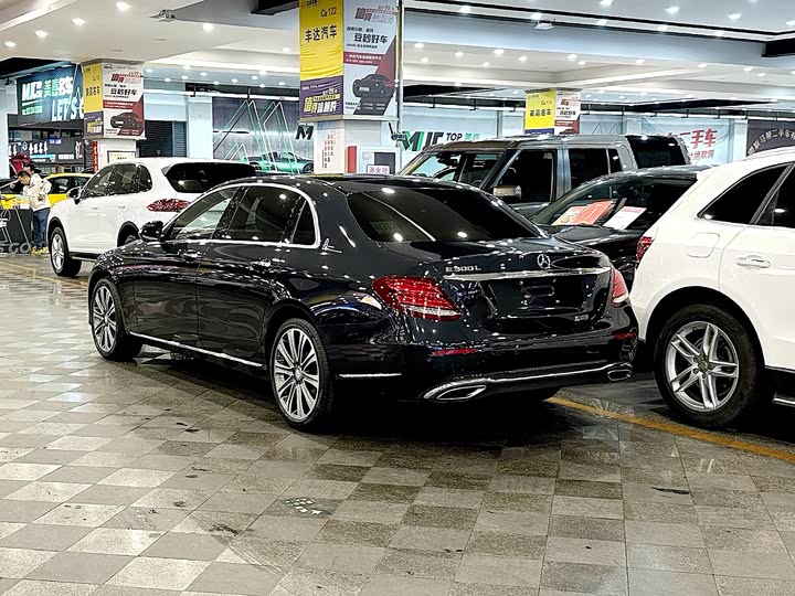 Mercedes-Benz E-Class 2016 E 300 L Luxury — фото 4