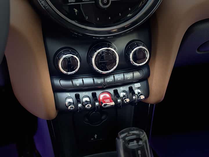 MINI Hatch — фото 10