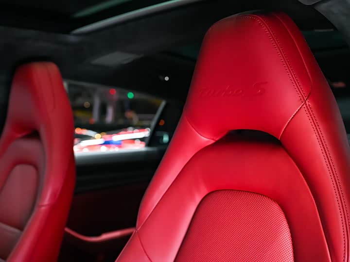 Porsche Panamera 2023 Panamera Turbo S 4.0 T — фото 13