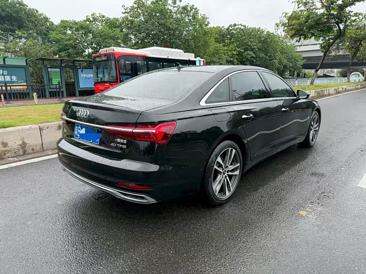 Audi A6L 2023 40 TFSI — фото 4