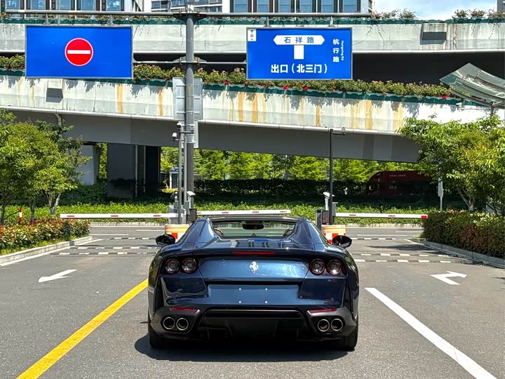 Ferrari 812 2020 6.5 L GTS — фото 8