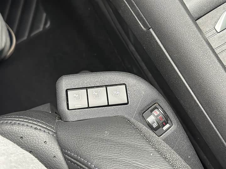 Citroen C4 PICASSO 2015 Grand 1.6 T Luxury 7 — фото 22