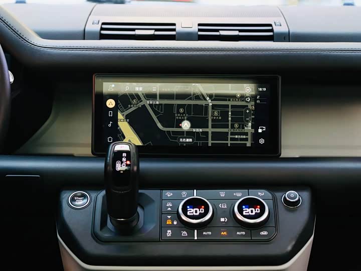 Land Rover Defender — фото 16