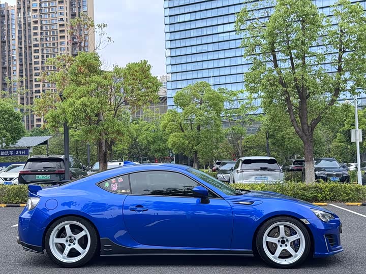 Subaru BRZ 2017 2.0i ATtype-RS — фото 2