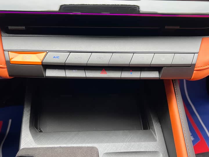 Changan UNI-V 2025 1.5 T 500 Bar — фото 30