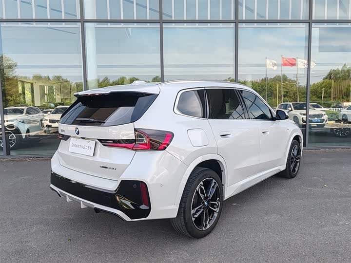 BMW X1 2023 s Drive 25 Li M — фото 5