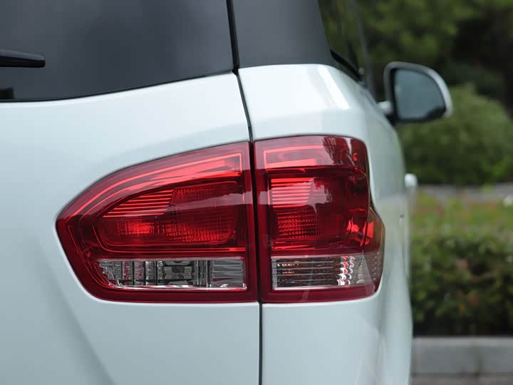 SAIC Maxus 2019 2.0 TGI — фото 11