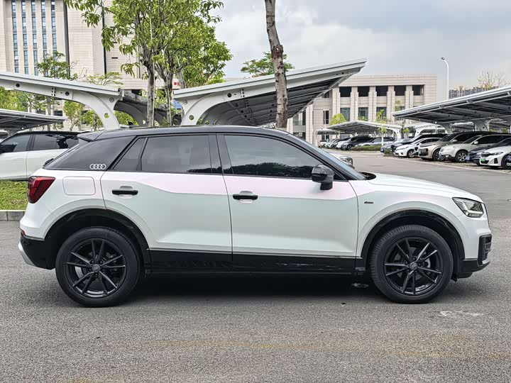 Audi Q2L 2021 35 TFSI — фото 5