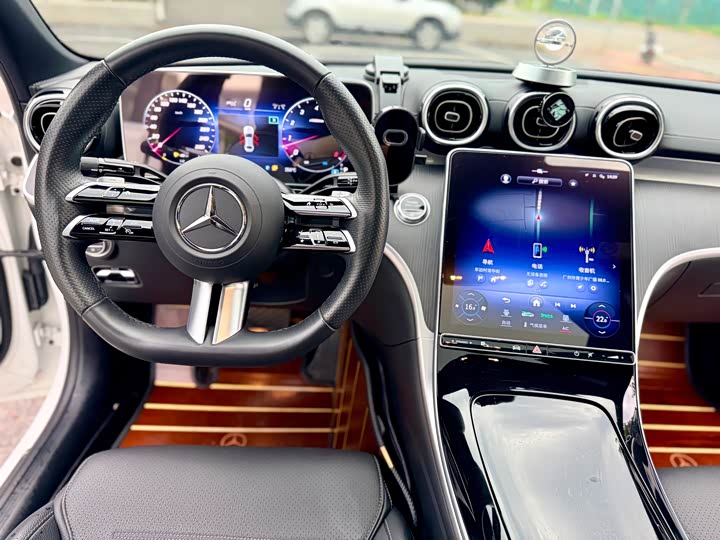 Mercedes-Benz C-Class 2023 C 200 L — фото 10