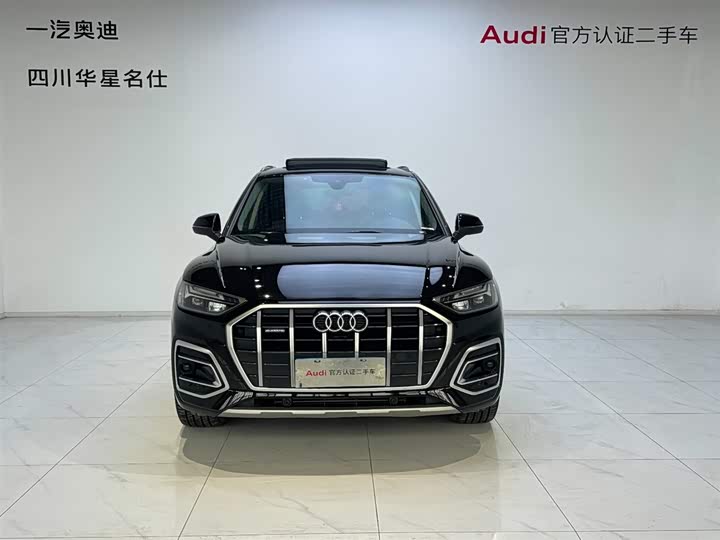 Audi Q5L 2023 40 T — фото 2
