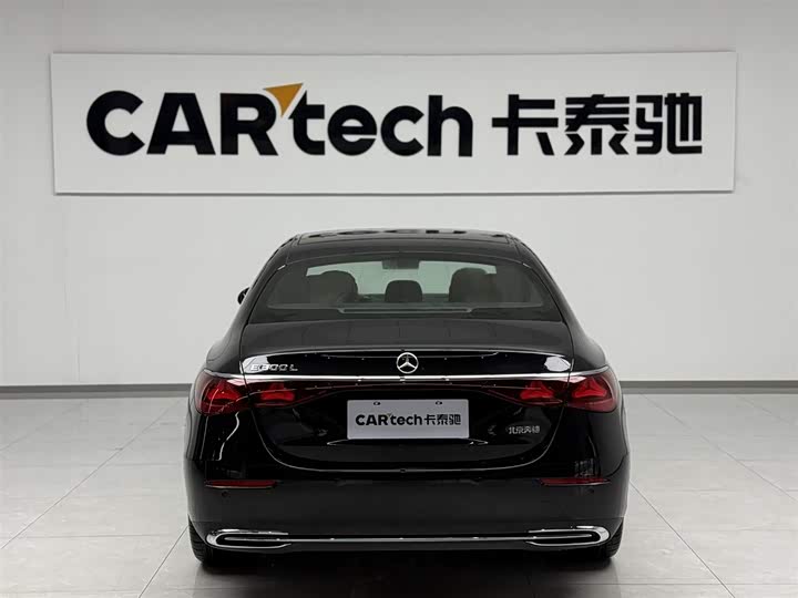 Mercedes-Benz E-Class 2026 E 300 L Luxury — фото 3