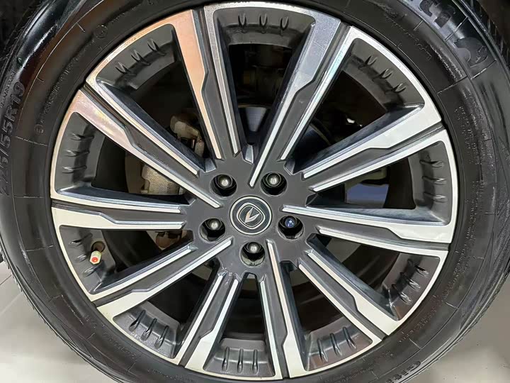 Changan CS75 PLUS 2023 1.5 T ATPremium — фото 15