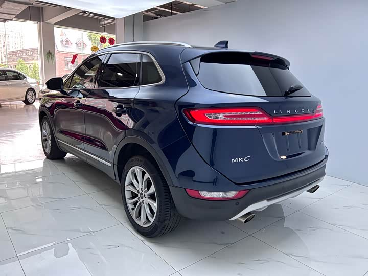 Lincoln MKC 2017 2.0 T 4 WD — фото 5