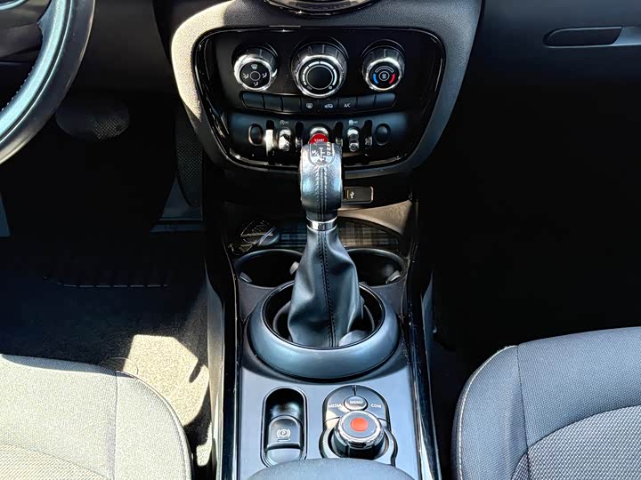MINI Clubman — фото 13