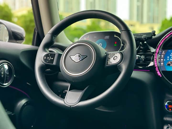 MINI Hatch — фото 13
