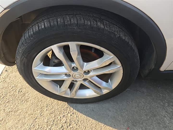 Changan CS35 2016 1.6 L MTLuxury IV — фото 23