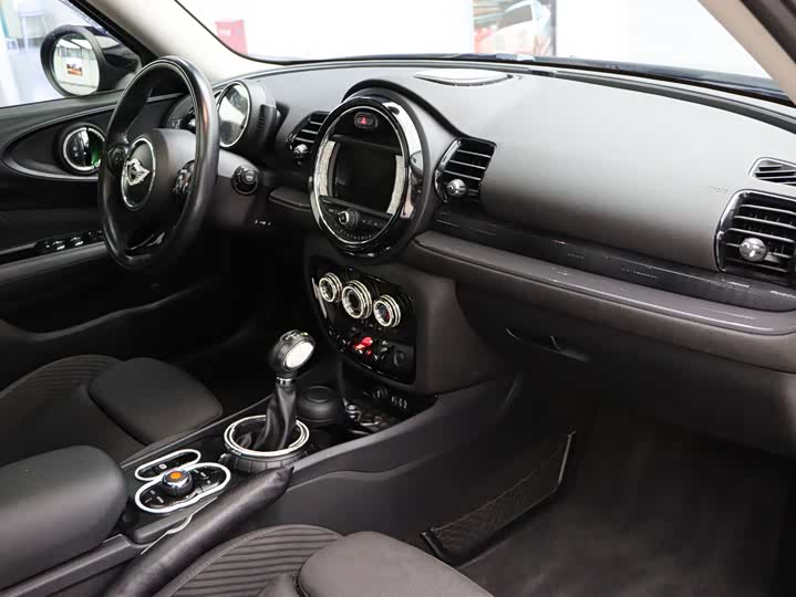 MINI Clubman — фото 20