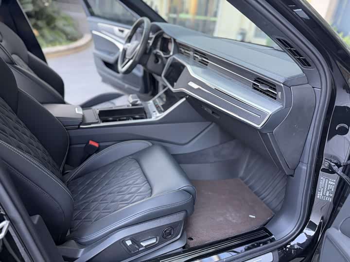 Audi A6L 2025 45 TFSI — фото 5