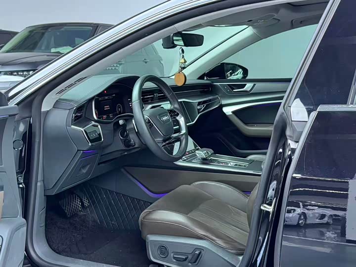 Audi A7L 45TFSI S-line — фото 6