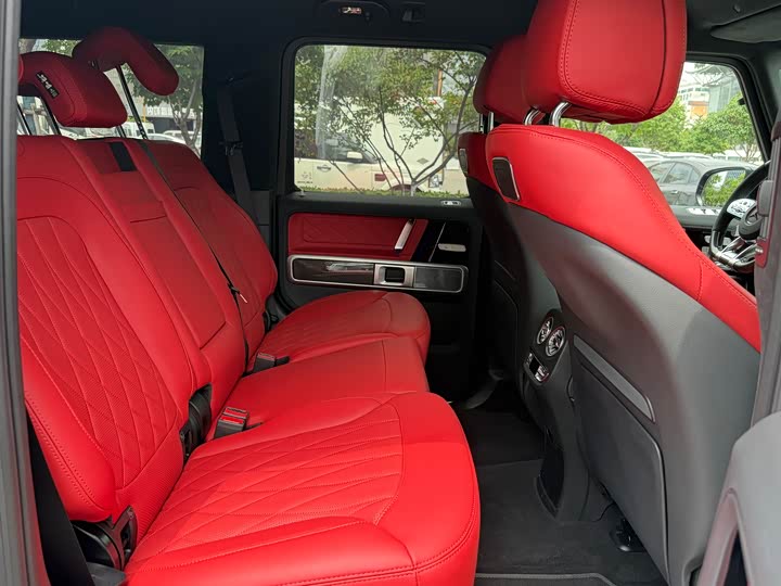Mercedes-Benz G-Class 2023 AMG G 63 — фото 6