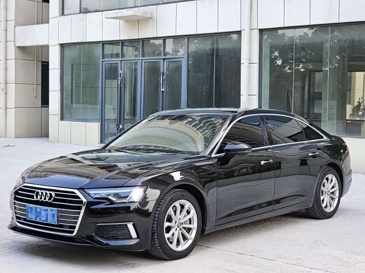 Audi A6L 40 TFSI — фото 2