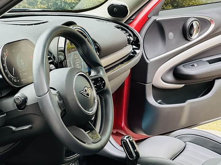MINI Clubman — фото 11