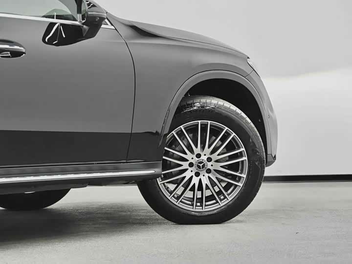 Mercedes-Benz GLC 2023 GLC 300 L 4 MATIC 7 — фото 2