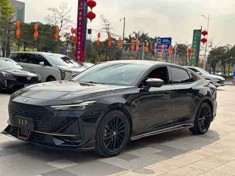 Changan UNI-V 2023 1.5 T — фото 16