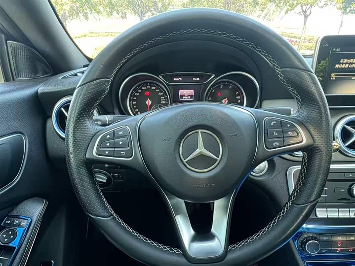 Mercedes-Benz CLA 2016 CLA 200 — фото 10