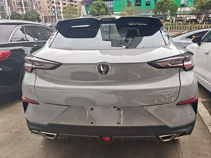 Changan UNI-T 2020 1.5 T Premium — фото 6