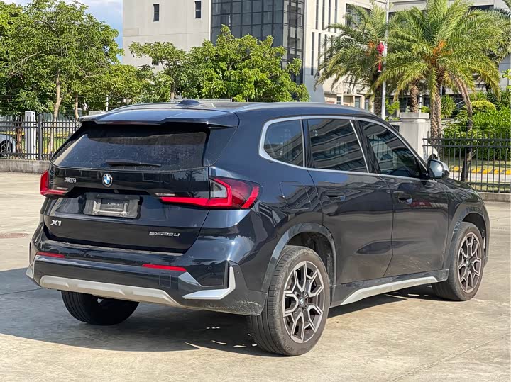 BMW X1 2023 s Drive 25 Li X — фото 9