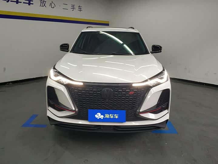 Changan CS75 PLUS 2021 2.0 T AT — фото 2