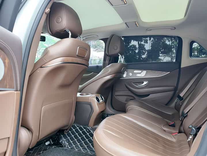 Mercedes-Benz E-Class E 320 L 4MATIC — фото 6