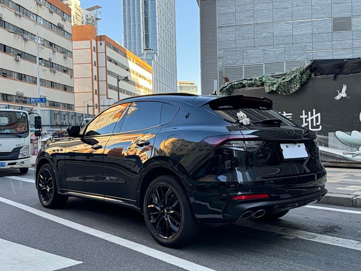 Maserati Levante 2022 3.0 T Modena — фото 4