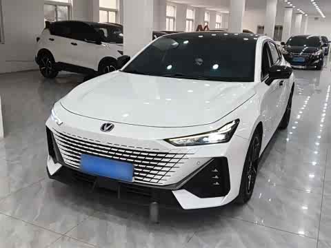 Changan UNI-V 2022 1.5 T Premium — фото 26