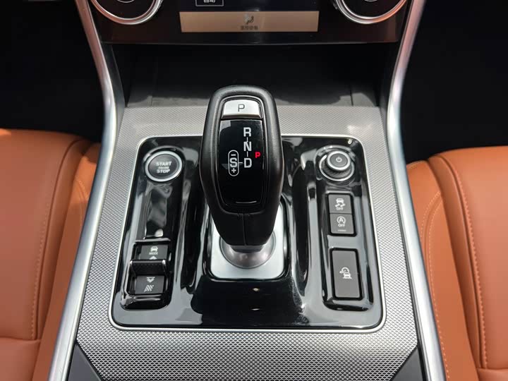 Jaguar XEL 2024 2.0 T 250 PS R-DYNAMIC S — фото 16