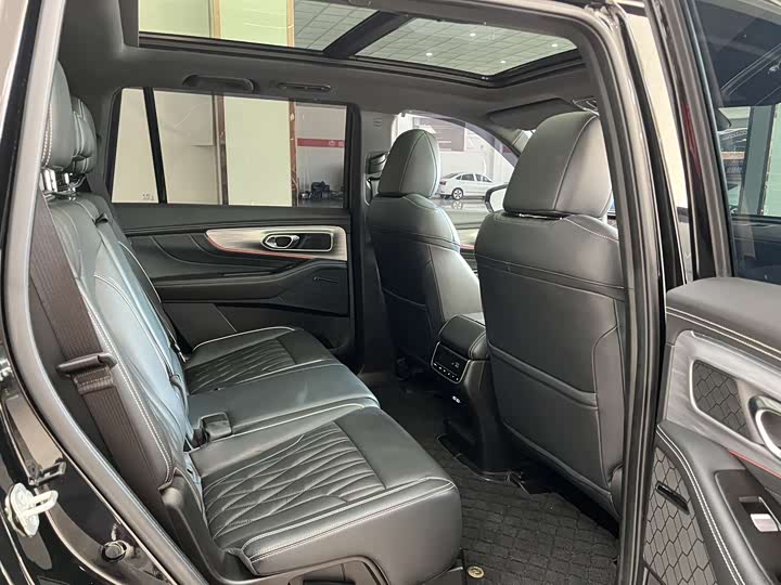 Trumpchi GS8 2022 2.0 TGDI 2 WD ( ) — фото 12