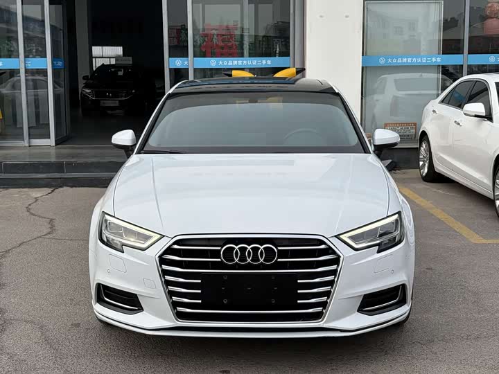 Audi A3 2018 30 Limousine 35 TFSI — фото 2
