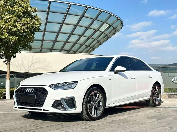 Audi A4L 2024 40 TFSI — фото 3