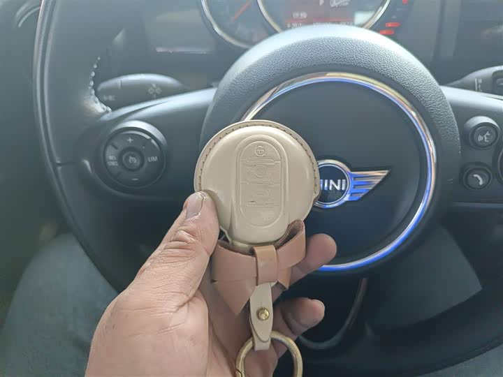 MINI Hatch — фото 17