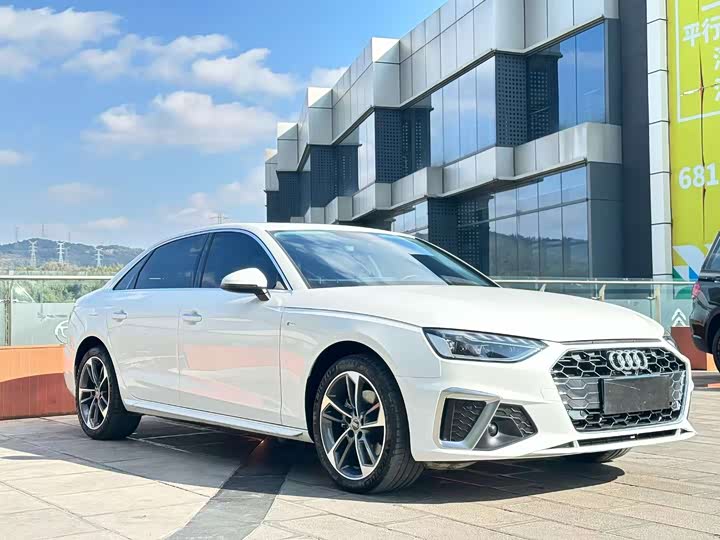 Audi A4L 2024 40 TFSI — фото 2