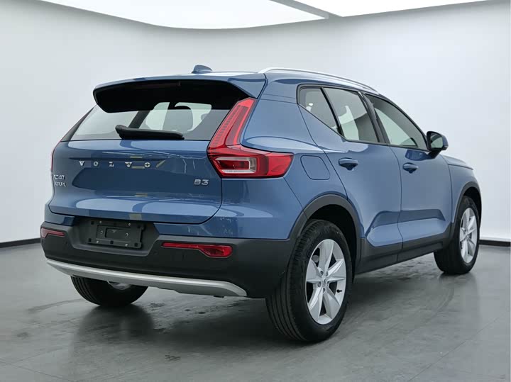 Volvo XC40 2024 B 3 — фото 4