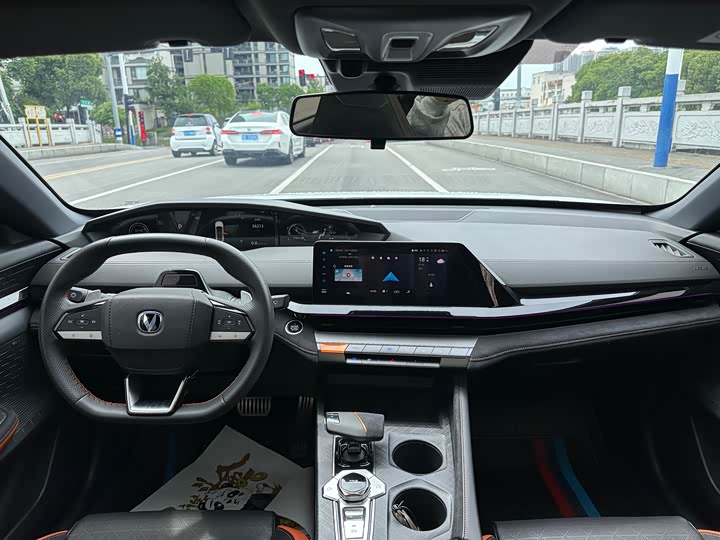 Changan UNI-V 2022 2.0 T — фото 11