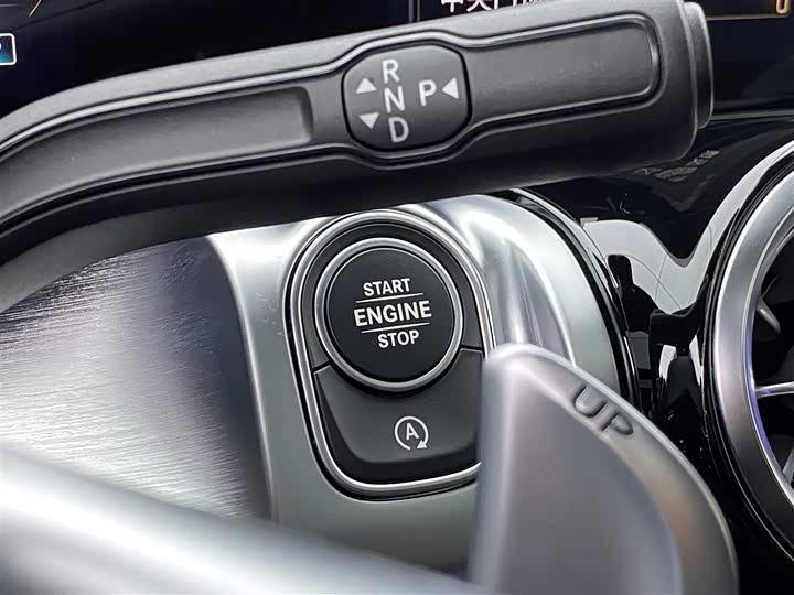 Mercedes-Benz GLB 2022 AMG GLB 35 4 MATIC — фото 23