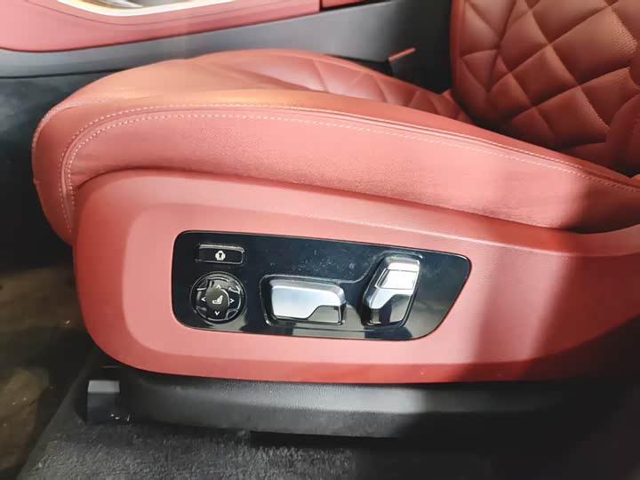 BMW X5 2022 x Drive 40 Li M — фото 21