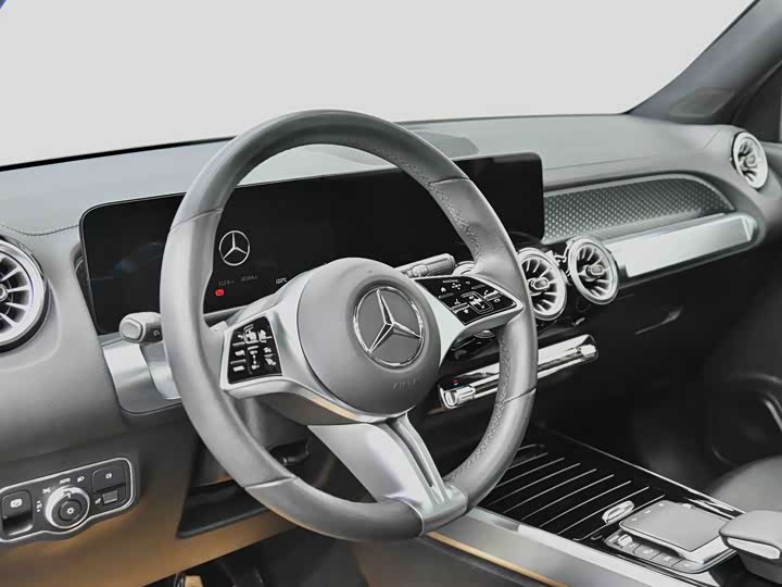 Mercedes-Benz GLB 2024 GLB 220 — фото 13