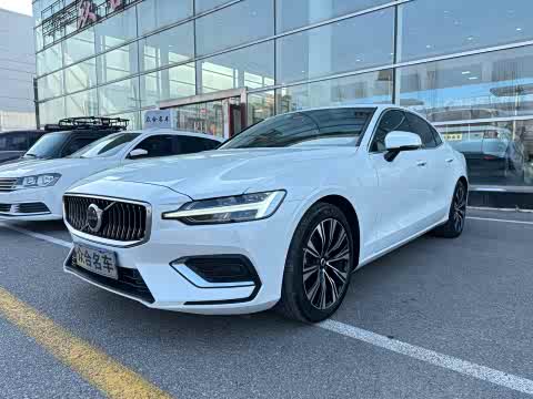Volvo S60 2023 B 4 — фото 22