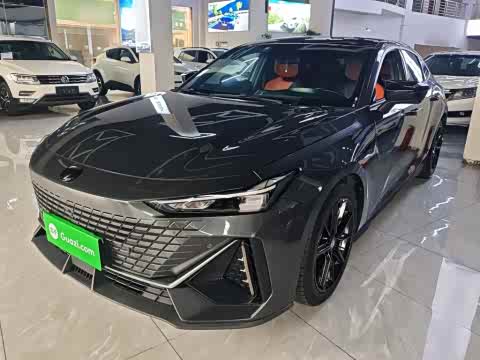 Changan UNI-V 2022 1.5 T Premium — фото 26