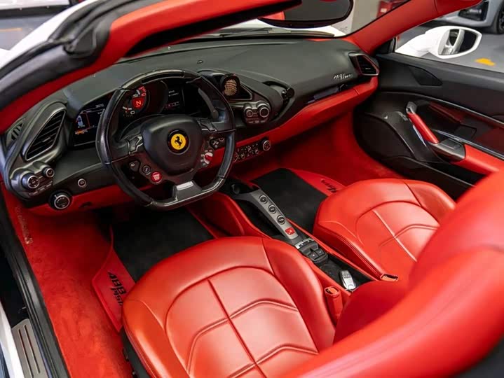Ferrari 488 2015 488 Spider — фото 9